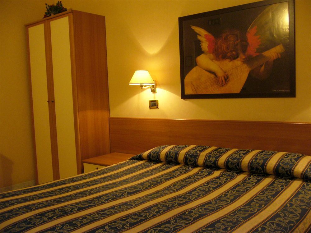 Hotel Milazzo Roma Exterior photo